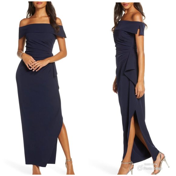 Vince Camuto Dresses & Skirts - Vince Camuto Off the Shoulder Crepe Column Gown